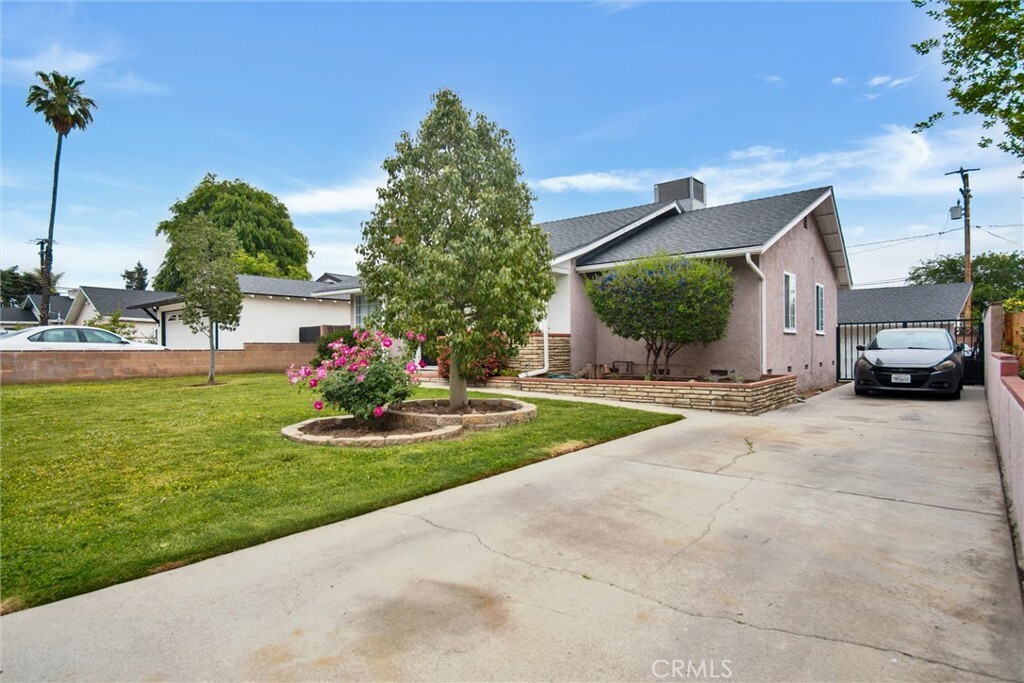 Property Photo: 540 N Lazard Street CA 91340