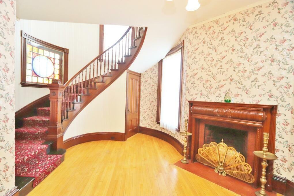 Property Photo: 2 W Broadway ME 04401