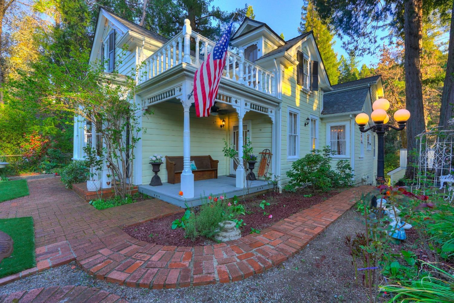 134 Boulder Street  Nevada City CA 95959 photo