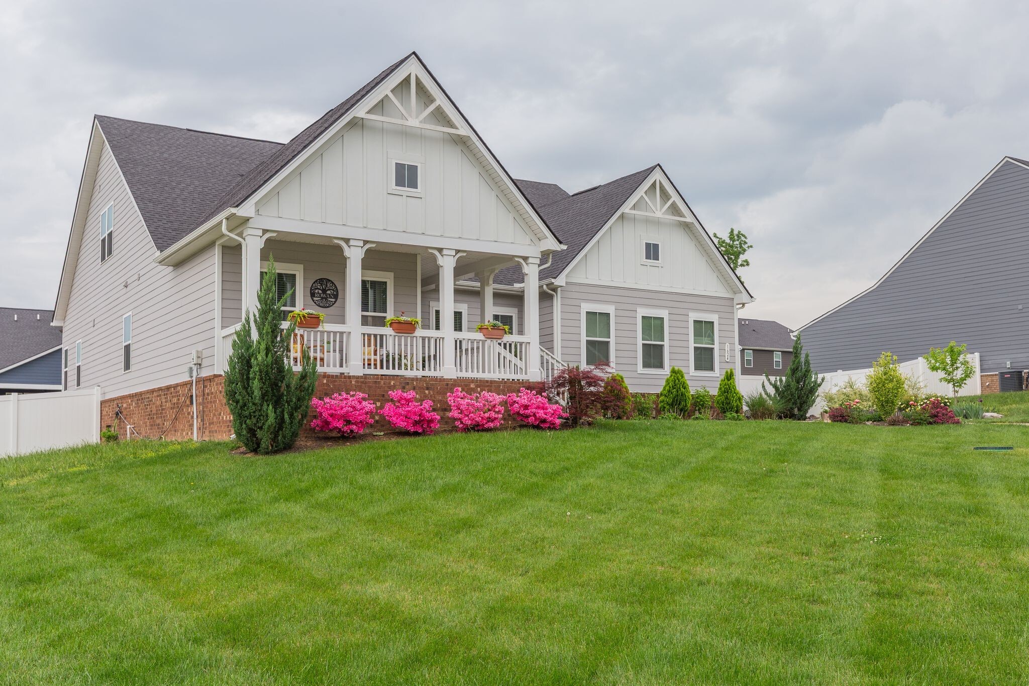 Property Photo: 1624 Lila Dr TN 37128