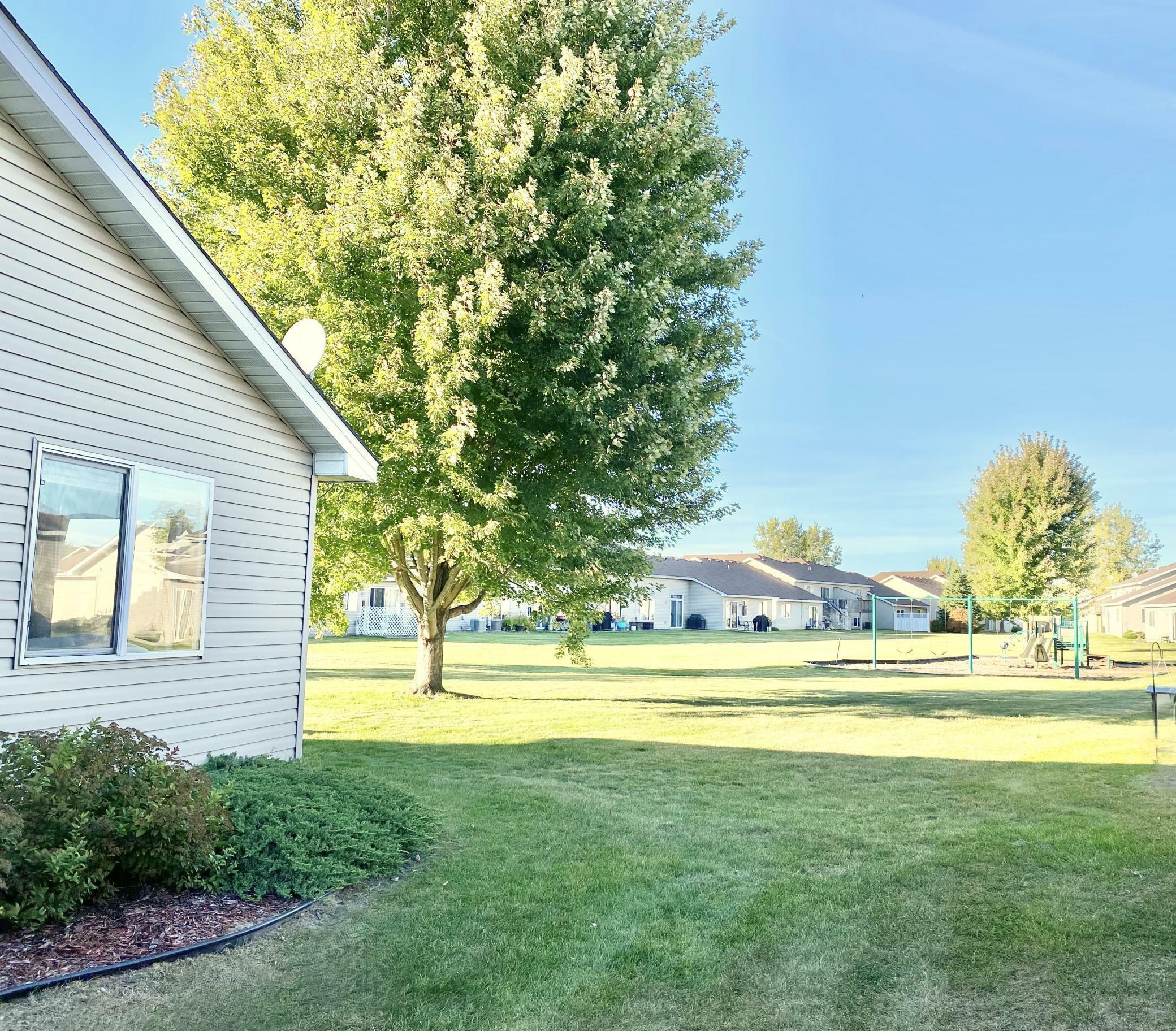 Property Photo: 2184 Cleveland Way S MN 55008