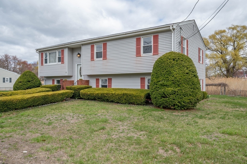 Property Photo:  18 Derry Rd  MA 01844 