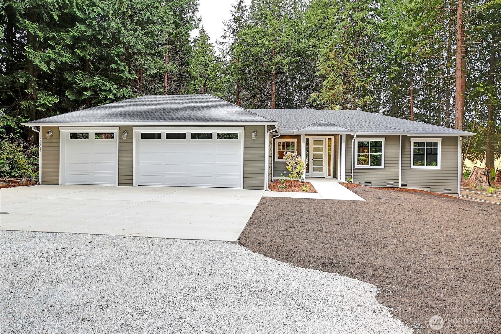Property Photo: 2802 Park Drive WA 98282