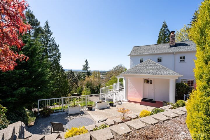 Property Photo: 161 NE Highland Place WA 98532