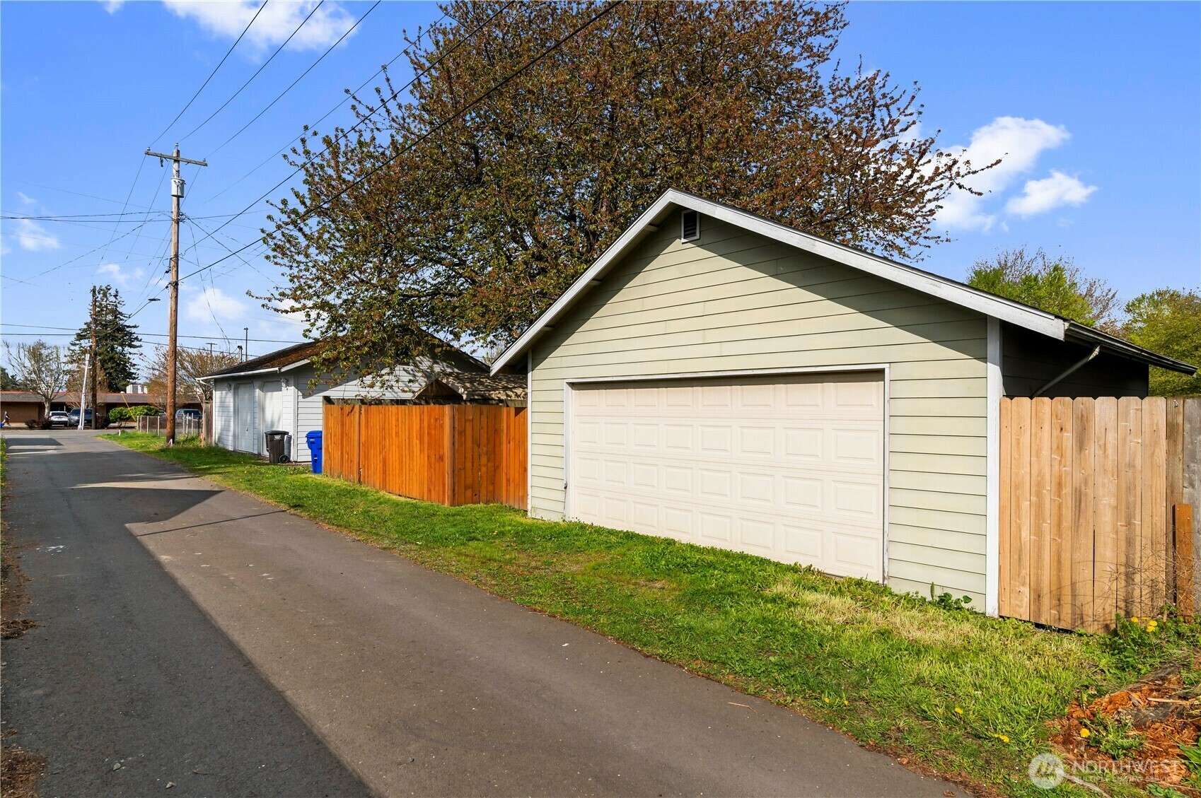 Property Photo: 2310 Maple Street WA 98201