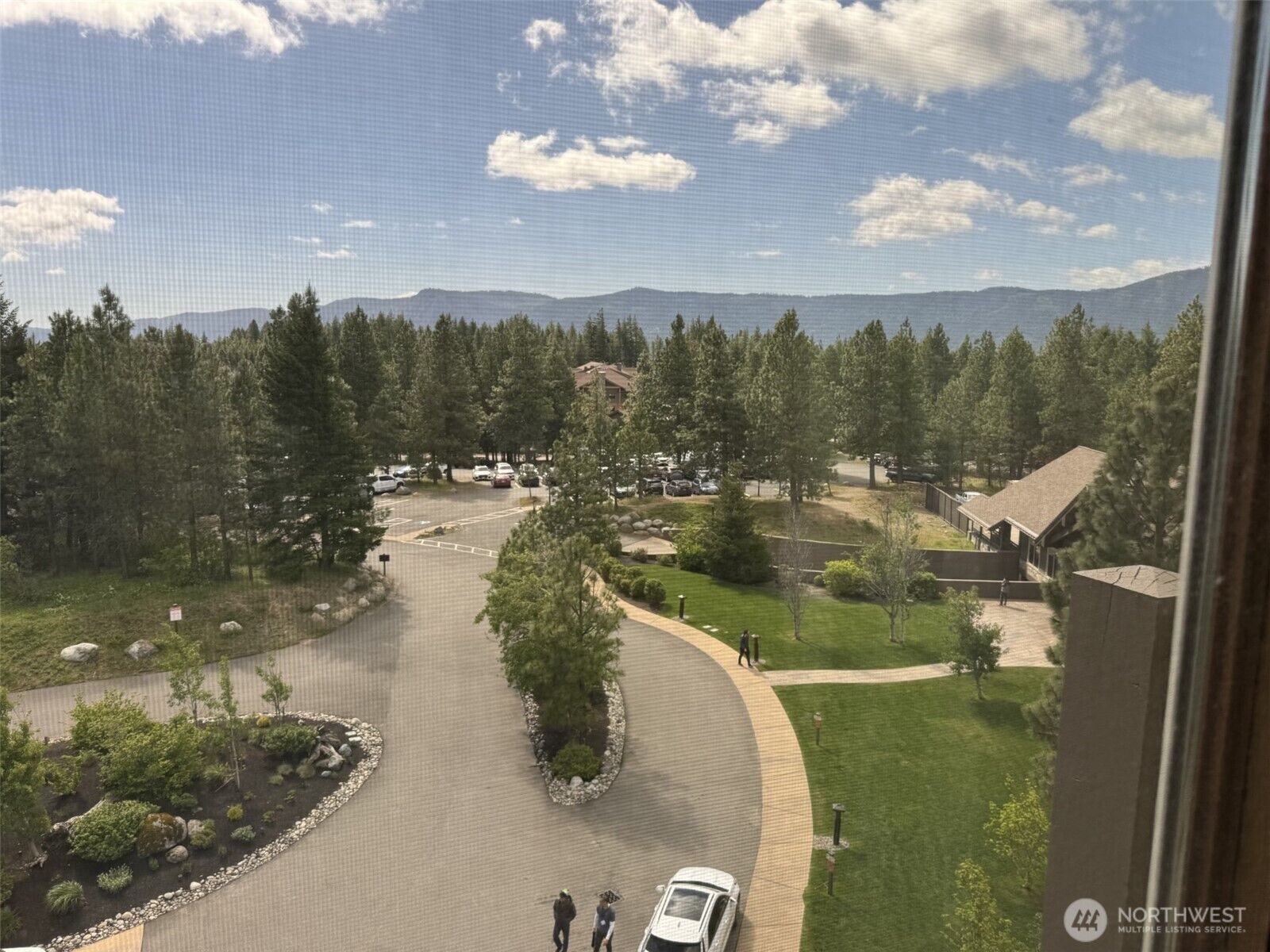 Property Photo: 3600 Suncadia Trail 5056 WA 98922