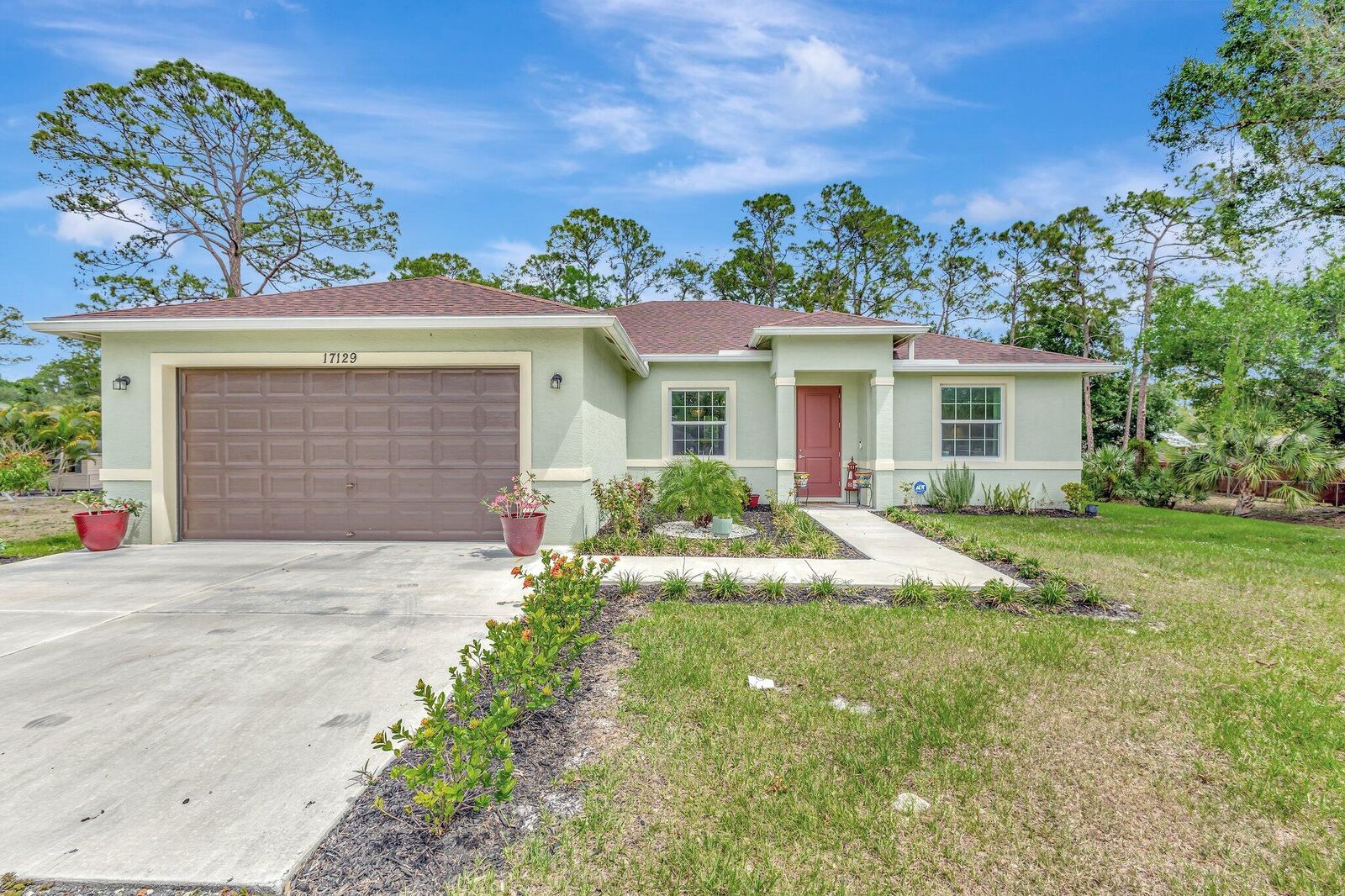 Property Photo: 17129 37th Place N FL 33470