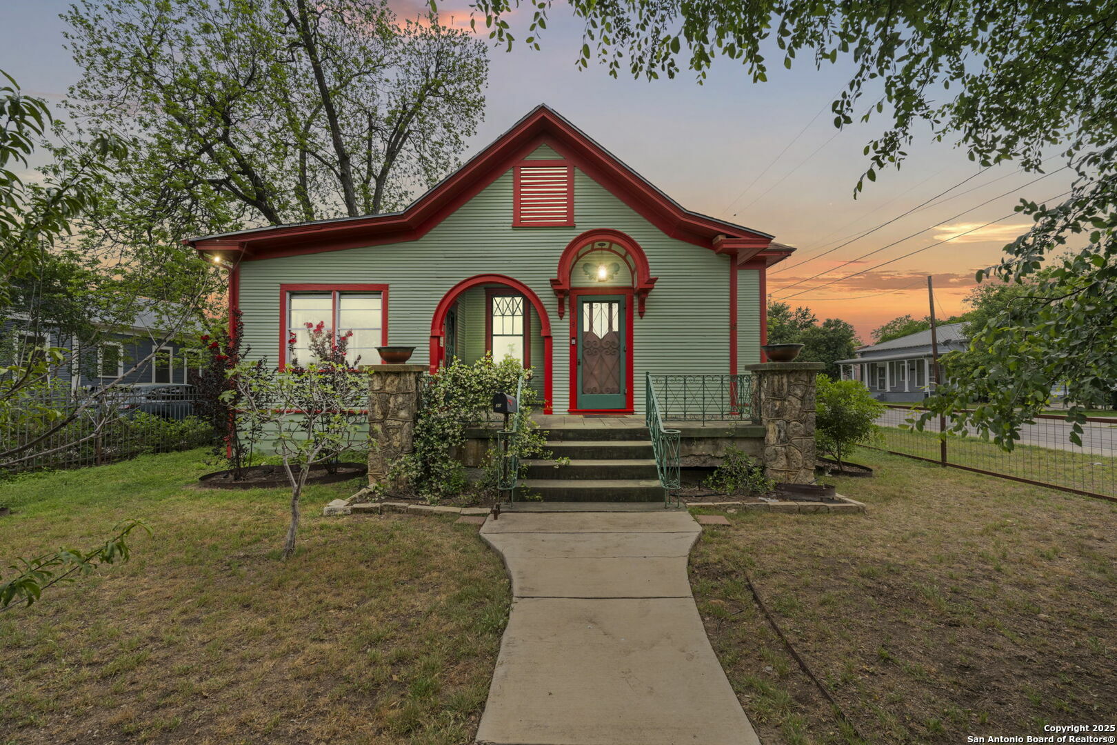 Property Photo: 302 Leigh TX 78210