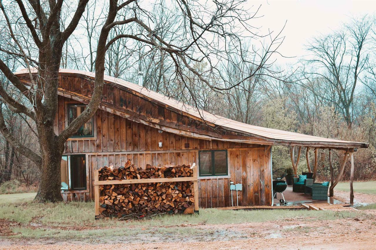 Property Photo: 5664 North Dutch Hollow Road WI 53820