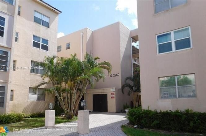 Property Photo:  2860 Somerset Dr 317K  FL 33311 