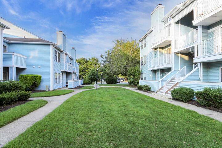 Property Photo:  154 Heathercroft 154  NJ 08234 