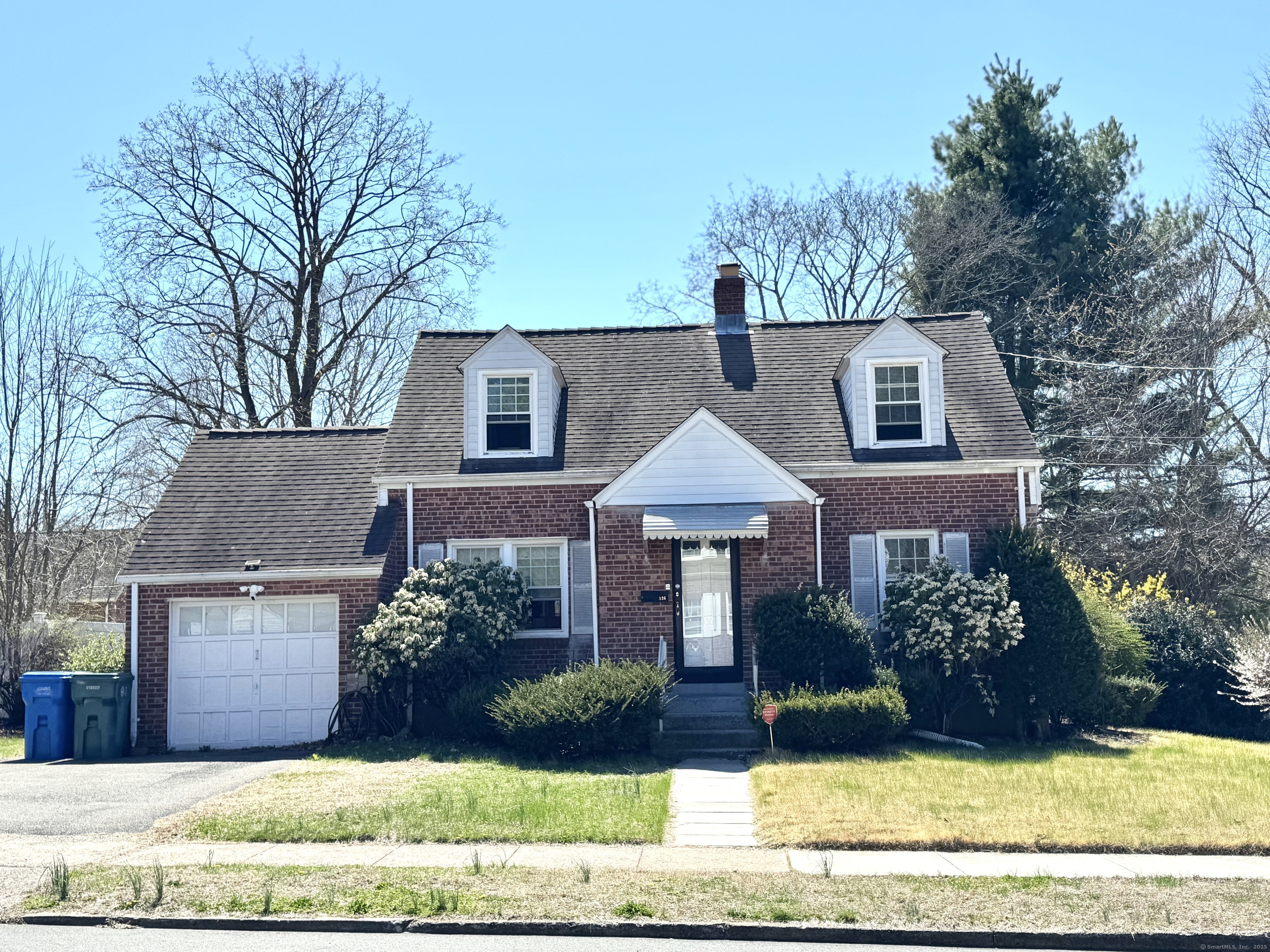 Property Photo: 136 Oberlin Road CT 06514