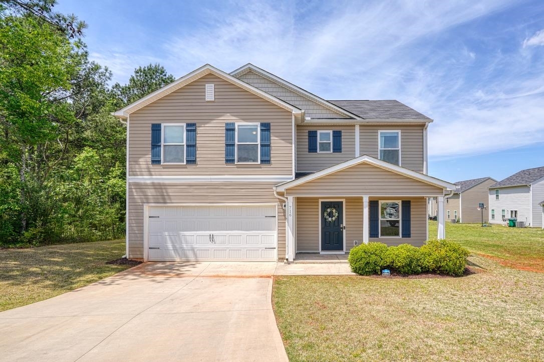 Property Photo: 716 Tacoma Trail SC 29307