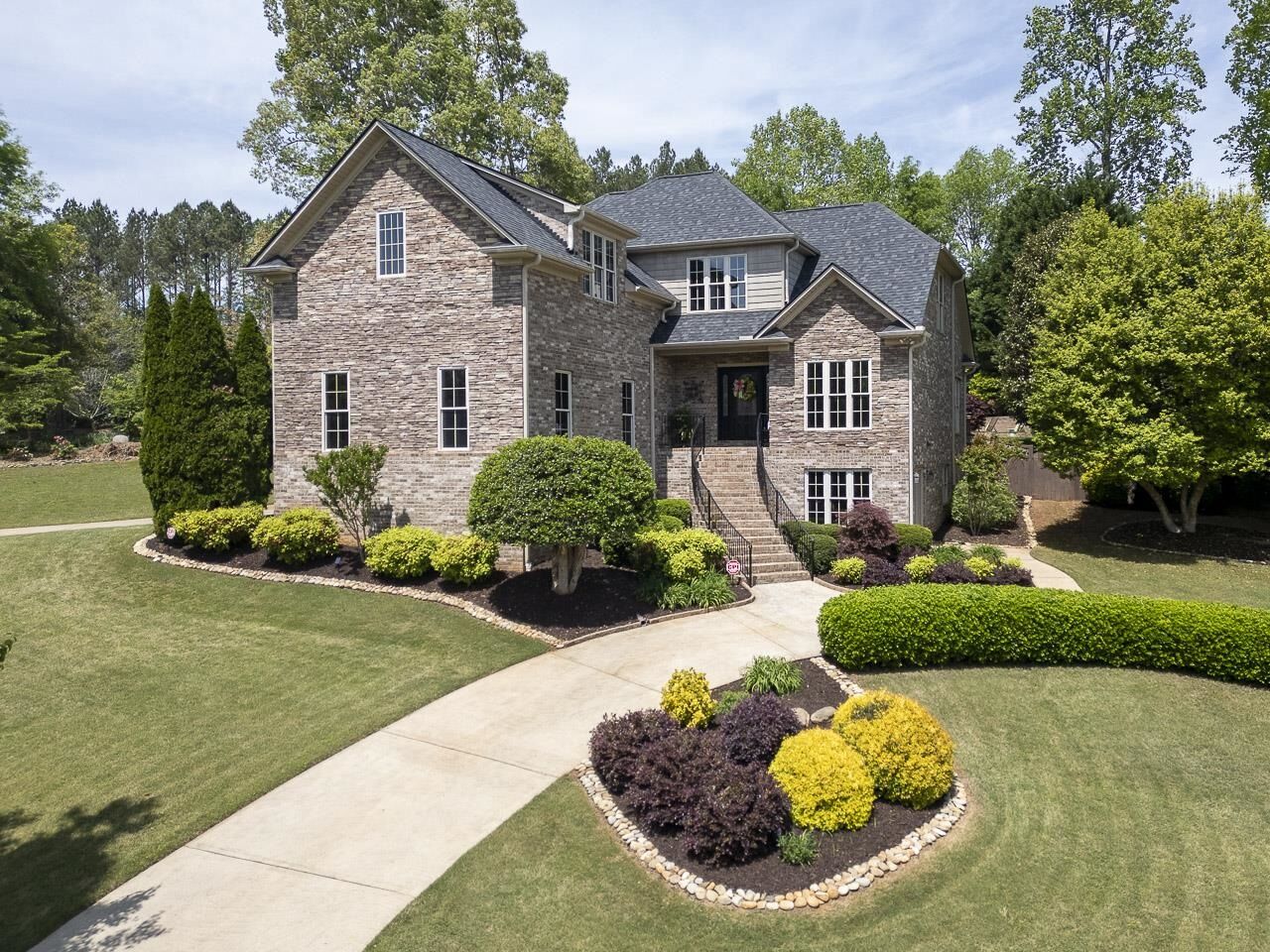 Property Photo: 710 Mosswood Lane SC 29301