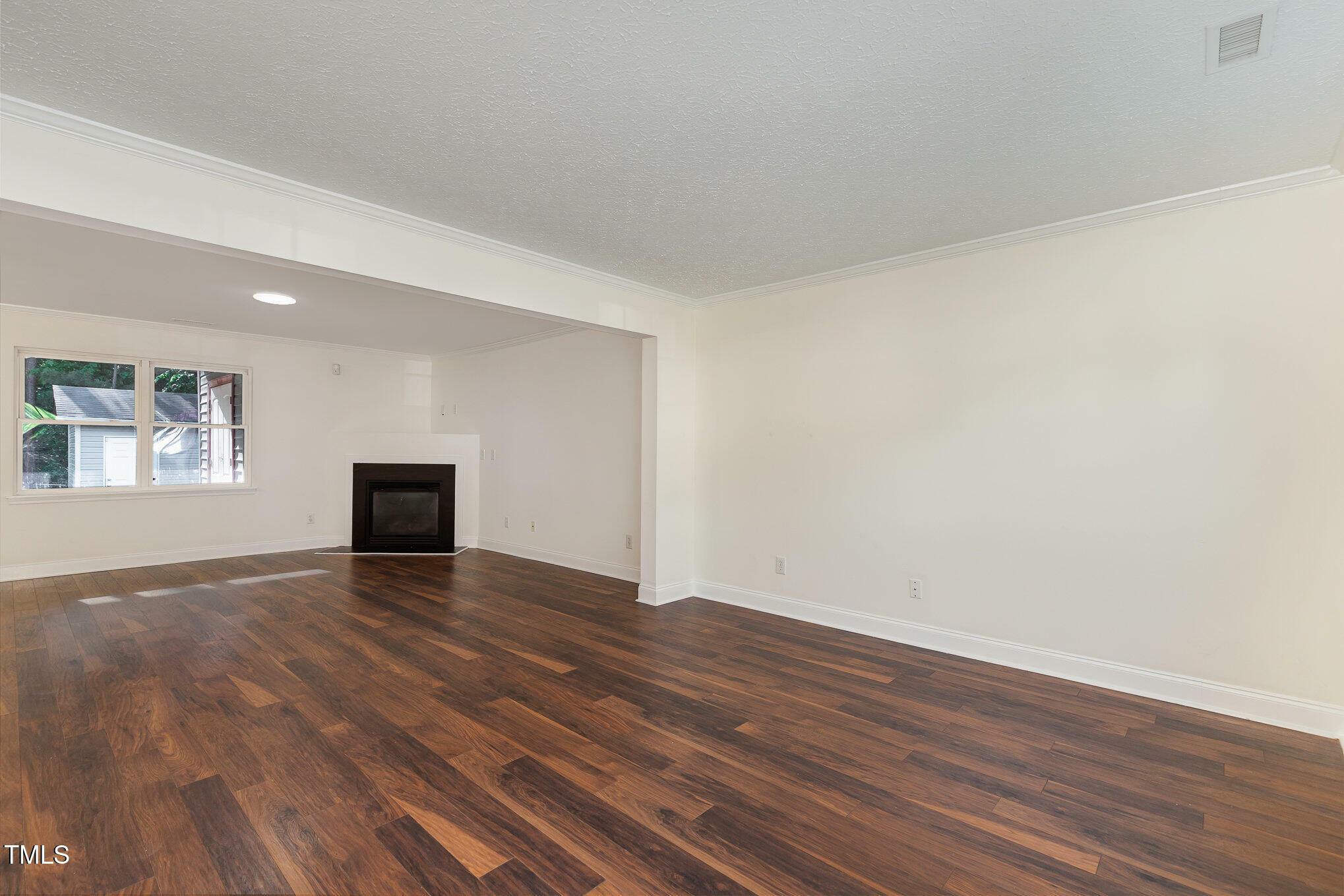 Property Photo:  2024 Spring Creek Drive  NC 27704 
