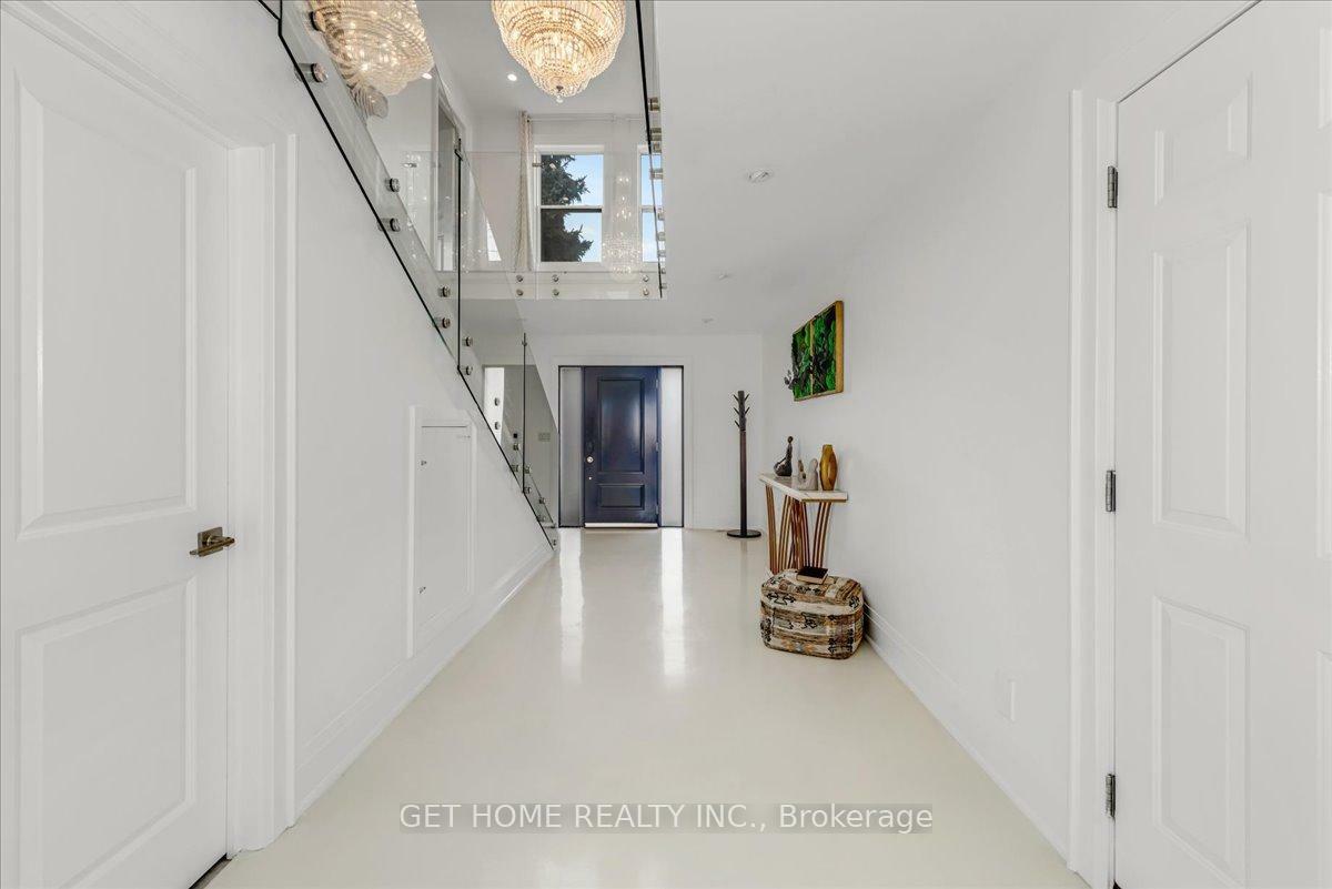 Property Photo: 564 Brock Court ON L9T 3B2