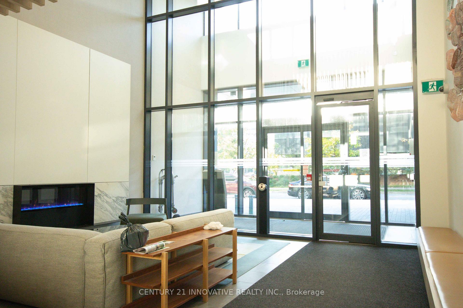 Photo de la propriété: 225 Sumach Street 1702 ON M5A 0P8
