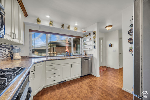 Property Photo: 2251 Ridgewood Way UT 84010