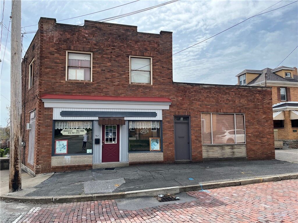 Property Photo: 601 Ravenswood Ave PA 15202