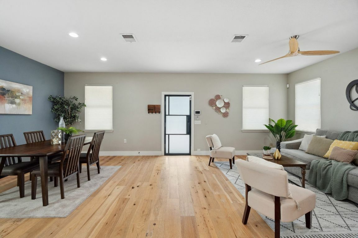 7617 Carver Avenue 1  Austin TX 78752 photo