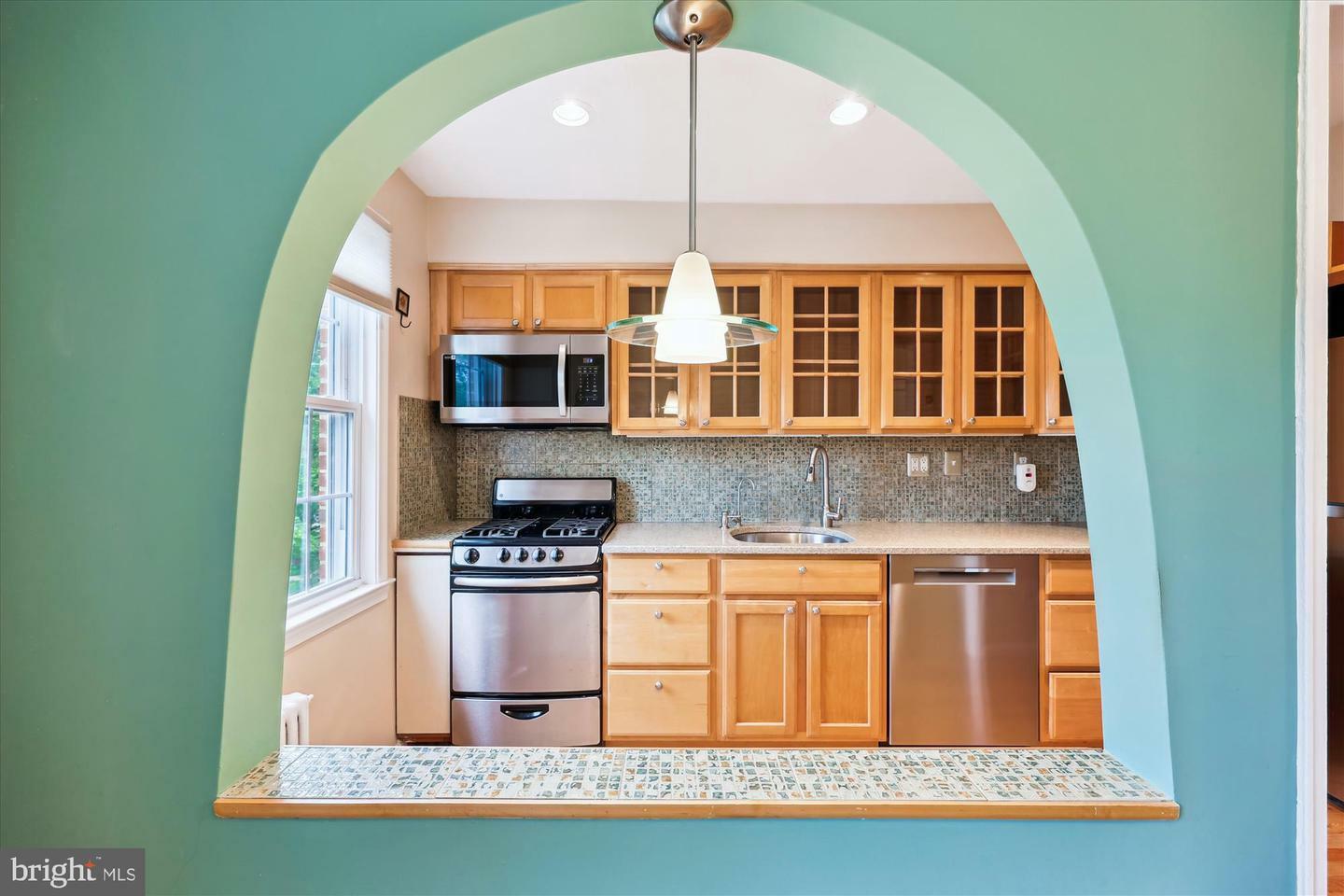 Property Photo: 2406 Colston Drive 202 MD 20910