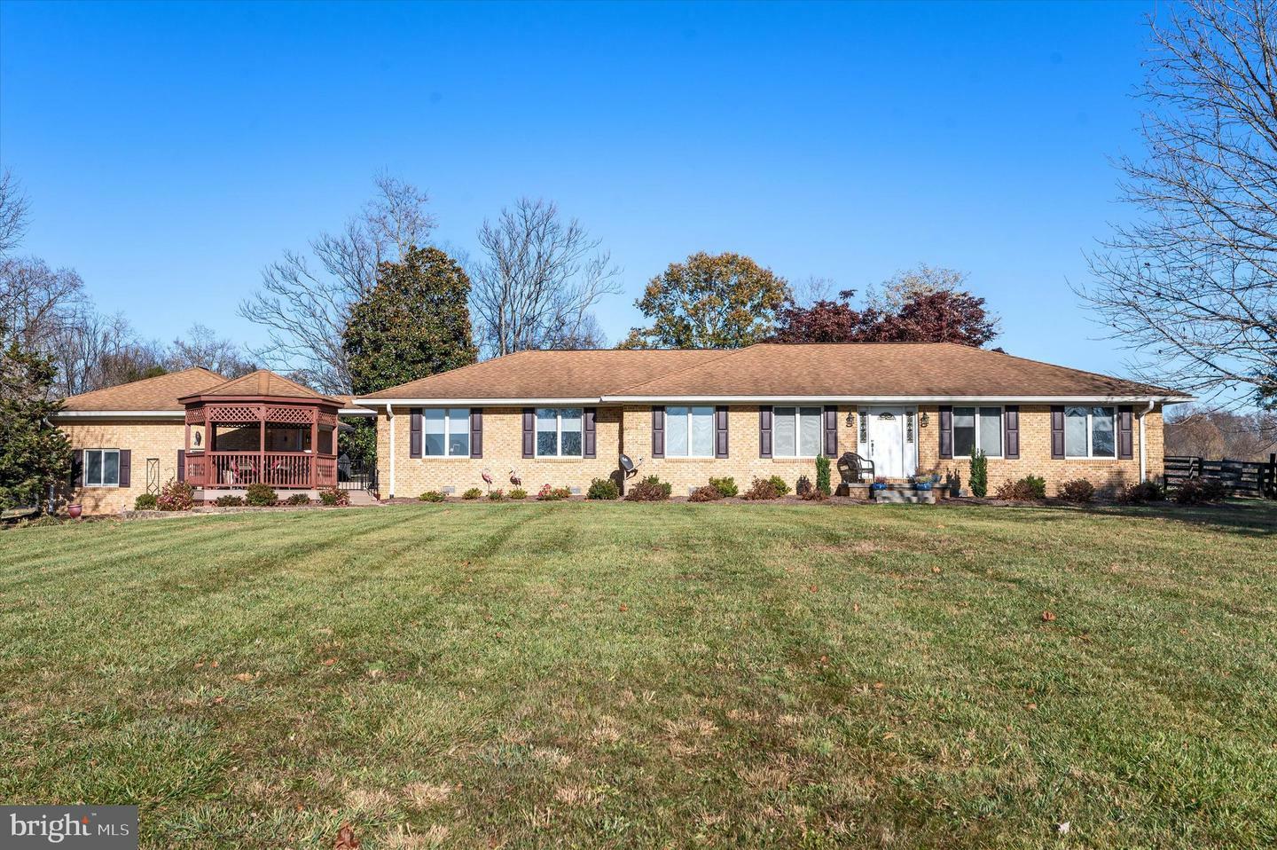 Property Photo: 777 Minebank Road VA 22645