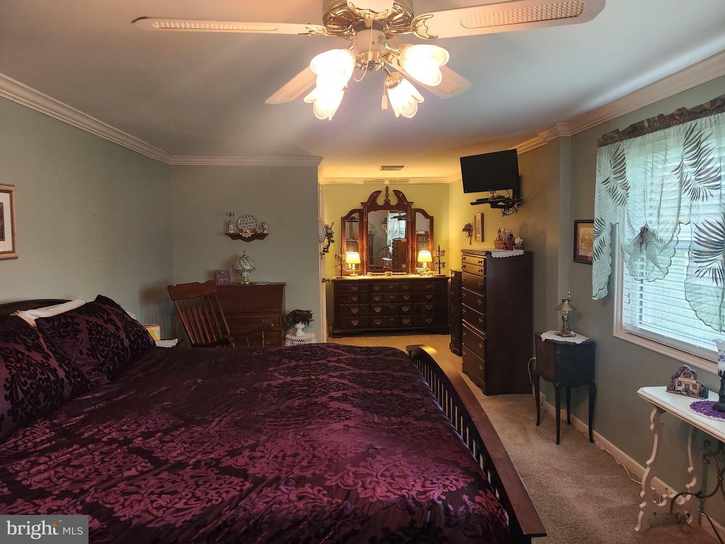 Property Photo: 590 E Jackson Street PA 17557