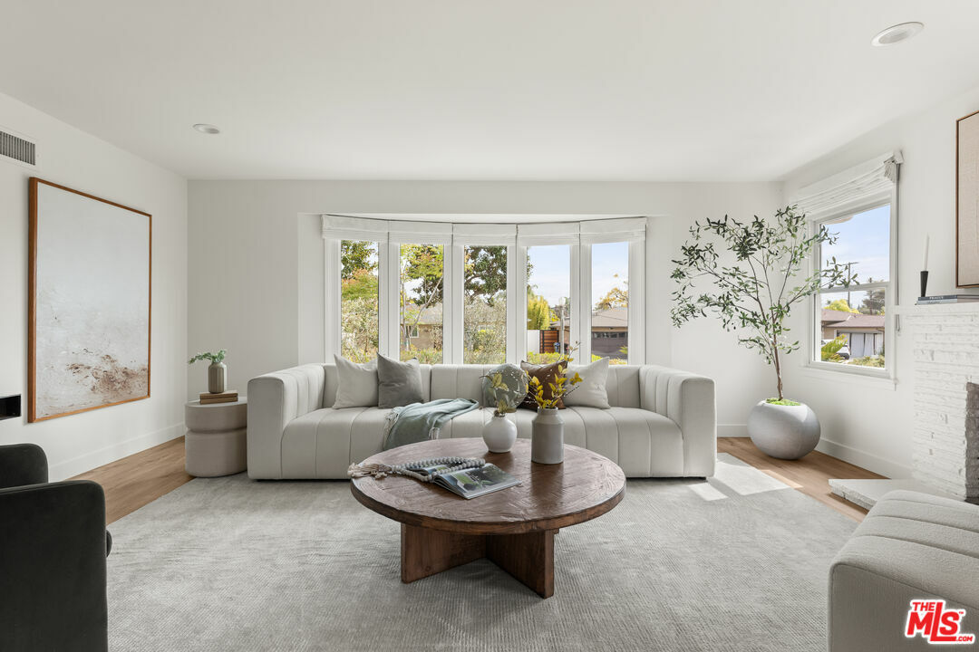 Property Photo: 5839 W 75th St CA 90045