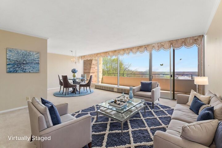 Property Photo:  1000 Urlin Avenue  OH 43212 