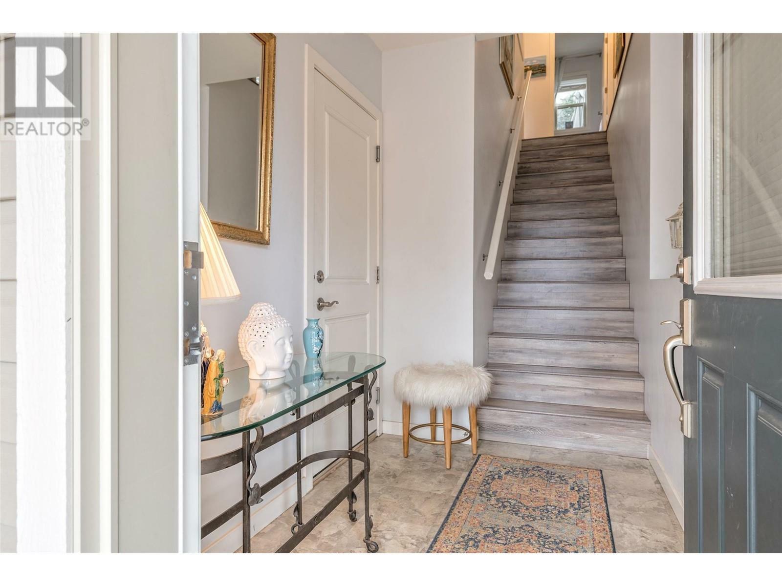 Photo de la propriété: 4700 Okanagan Avenue 18 BC V1T 9Y7