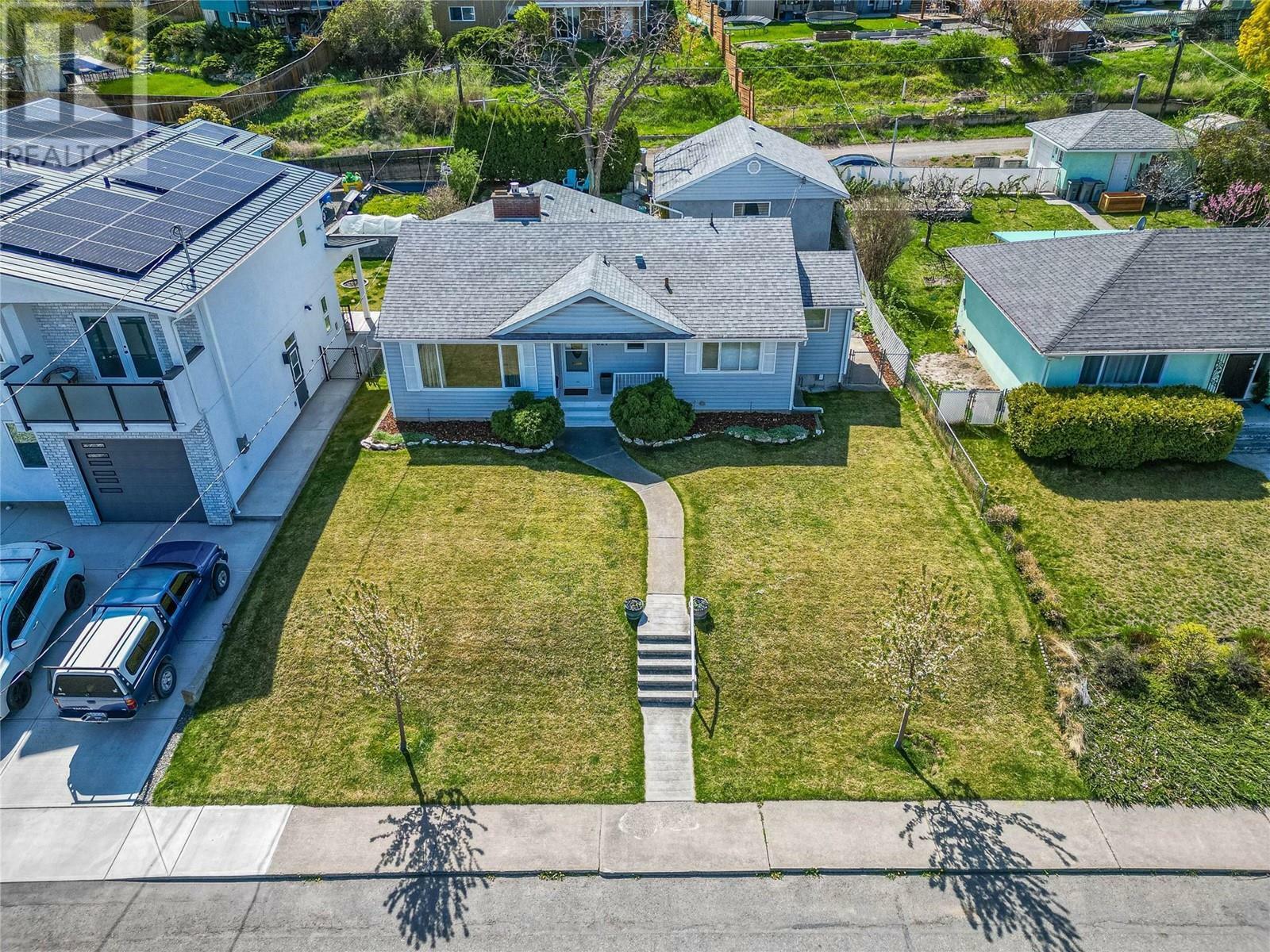 627 Cowan Street  Kamloops BC V2C 3G3 photo