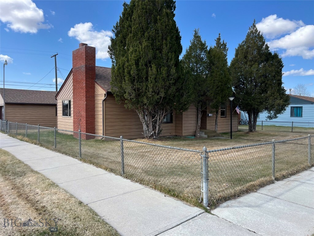Property Photo: 1740 B Street MT 59701
