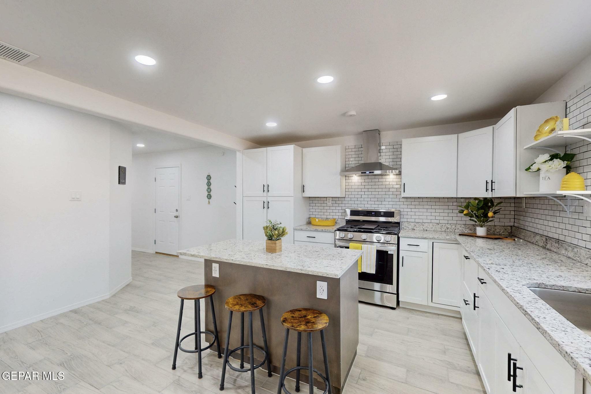 Property Photo: 4209 Olympic Avenue TX 79904