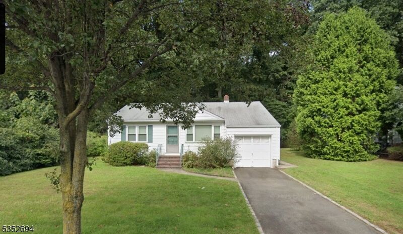 Property Photo: 136 Irwin St NJ 07081