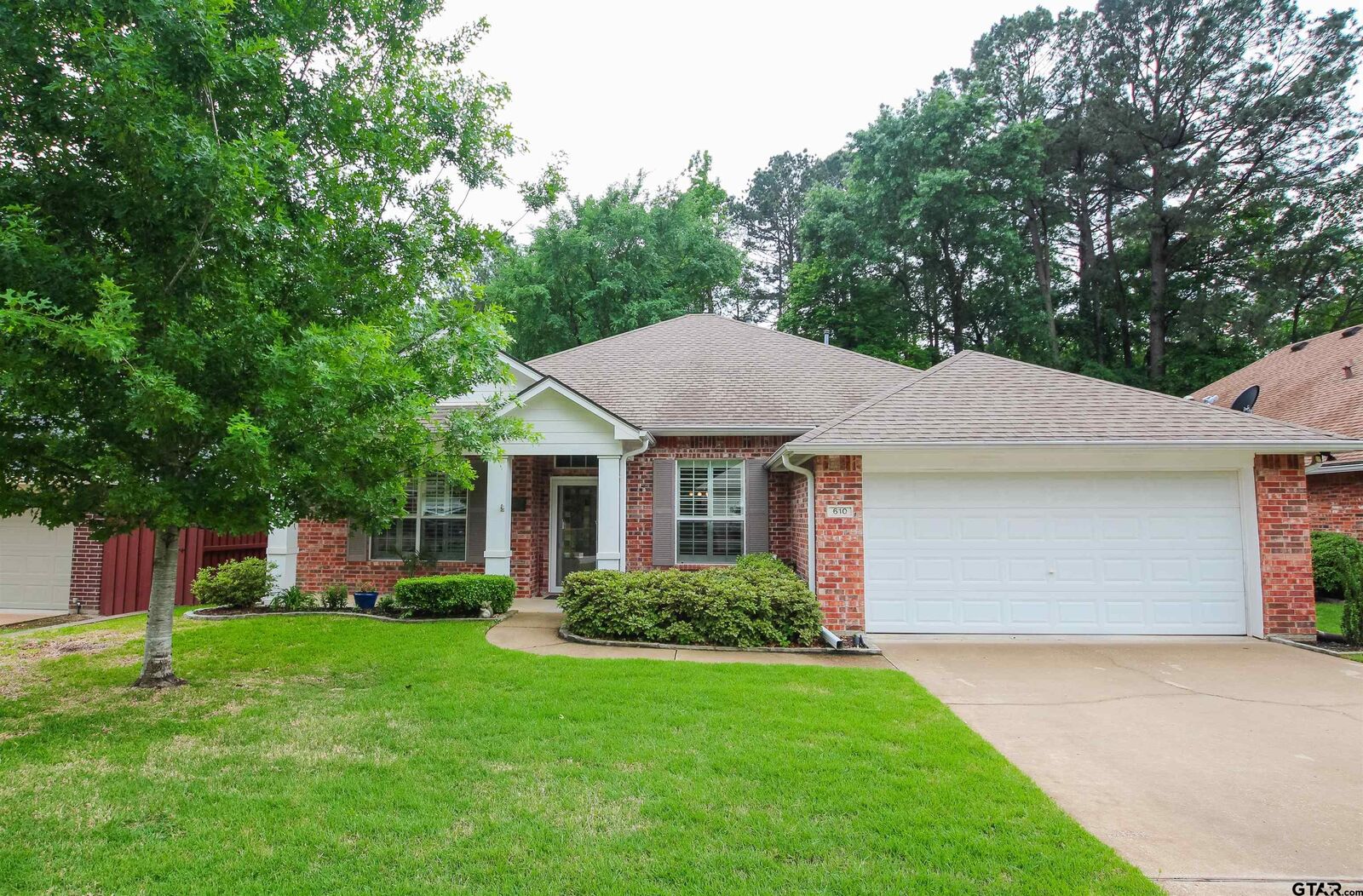 Property Photo: 610 Winding Brook Ln TX 75703