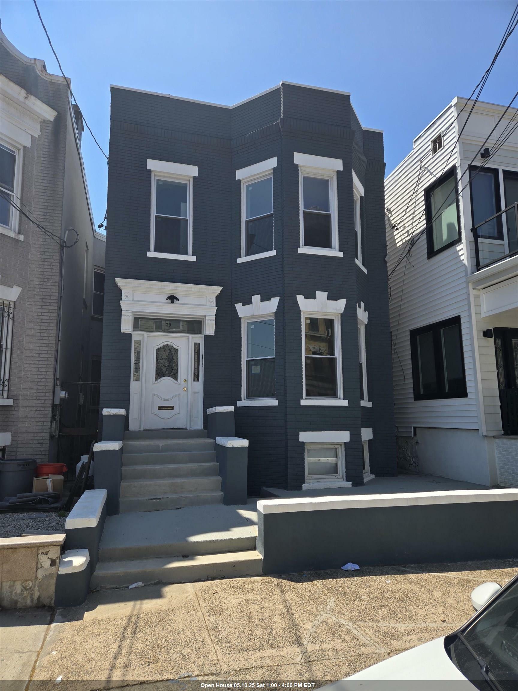 29 48th St  Weehawken NJ 07086 photo