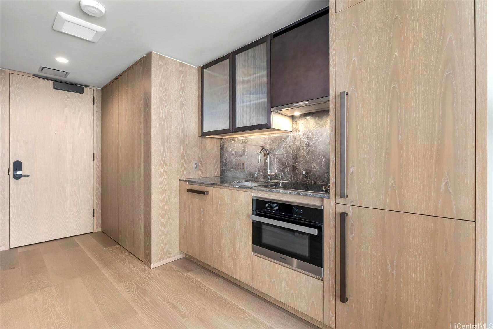 Property Photo: 1000 Auahi Street 733 HI 96814