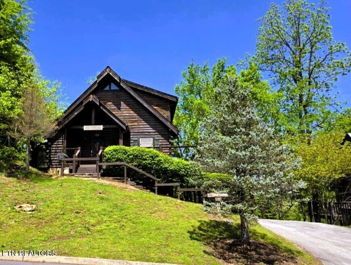 241 Alpine Mountain Way  Pigeon Forge TN 37863 photo