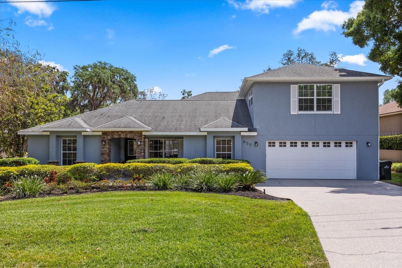 Property Photo:  955 Seminole Street  FL 34711 
