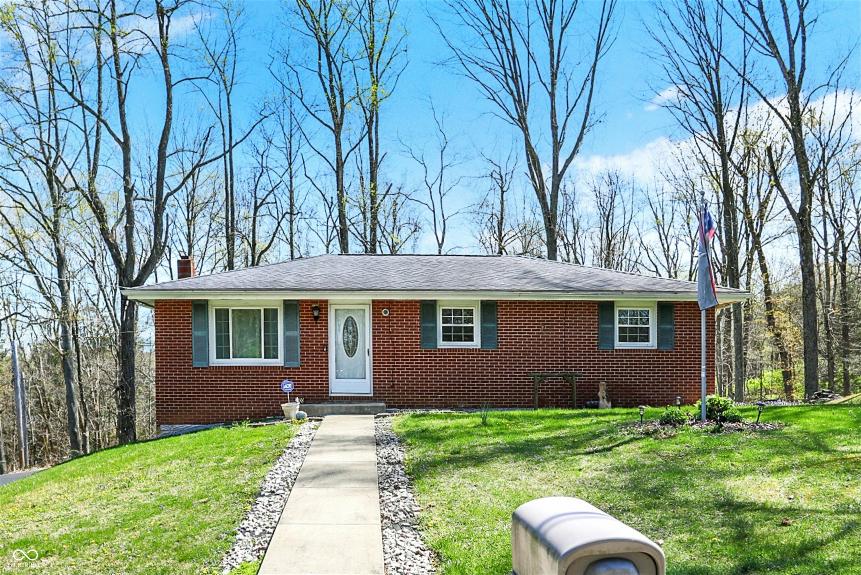 Property Photo: 220 SE Cherokee Drive IN 47265