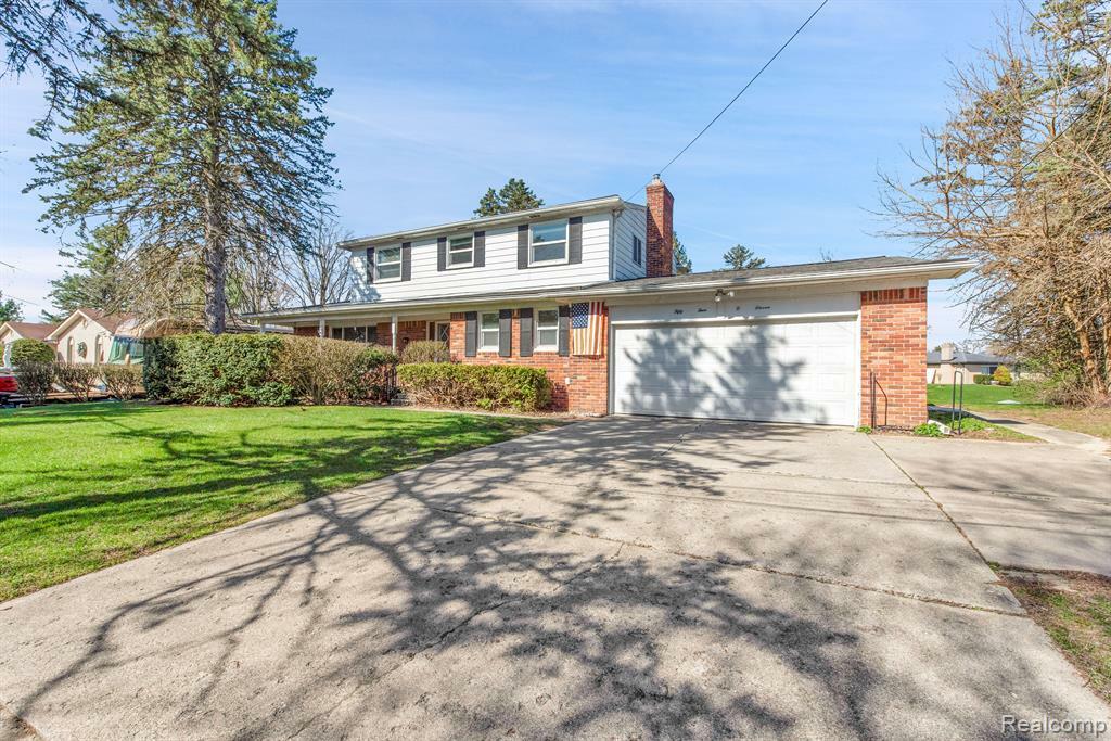 Property Photo: 54011 Mound Road MI 48316 1732