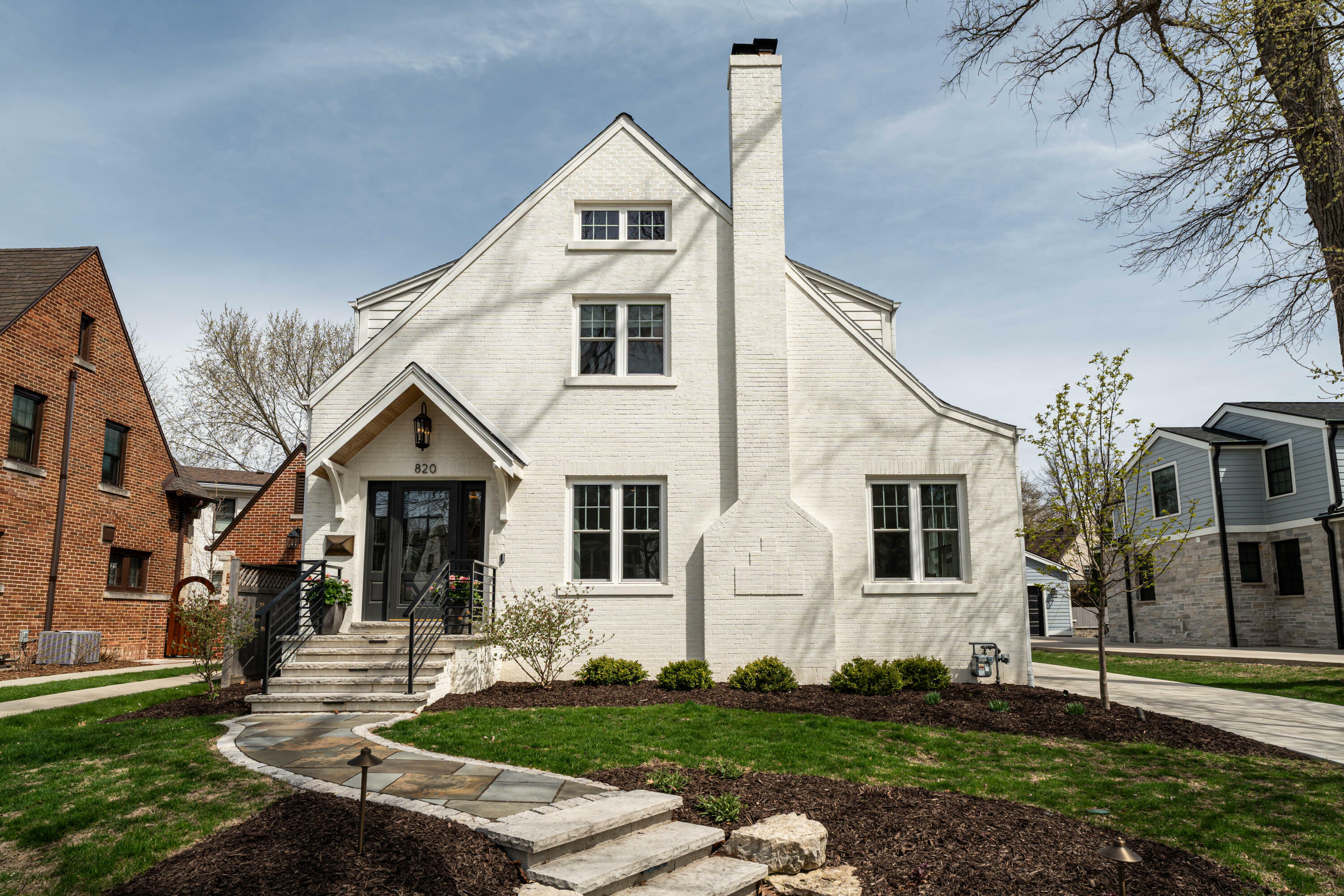 820 E Birch Ave  Whitefish Bay WI 53217 photo