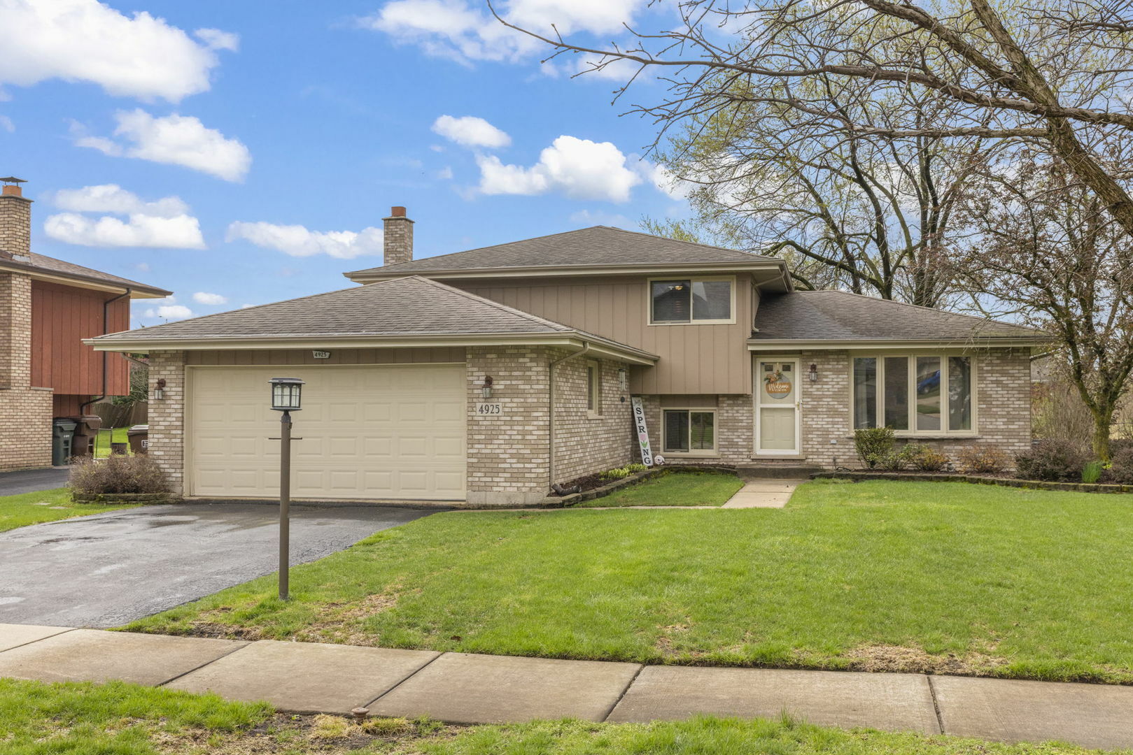 4925 Sycamore Lane  Oak Forest IL 60452 photo