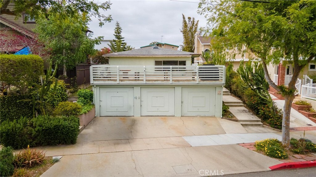 Property Photo:  103 Helberta N  CA 90277 