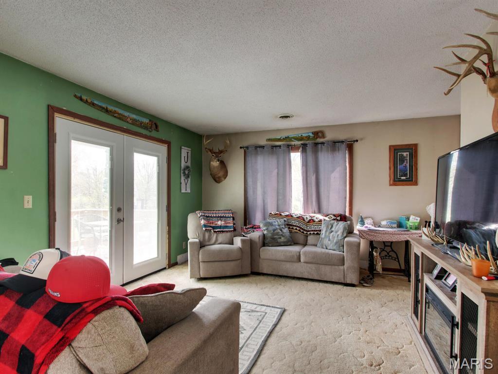 Property Photo: 322 Westbrook Drive MO 63445
