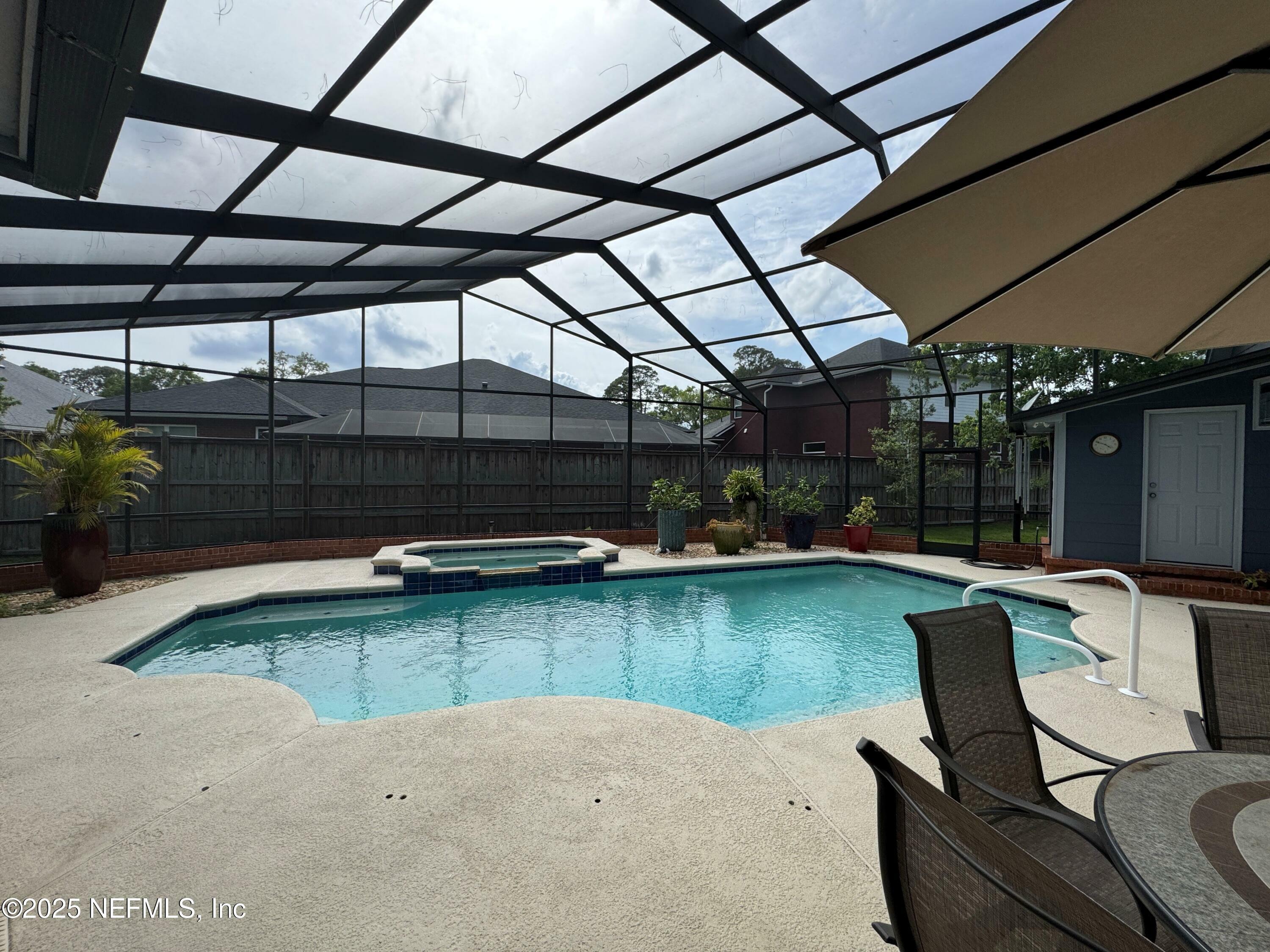 Property Photo: 2942 Mandarin Hollow Drive FL 32257