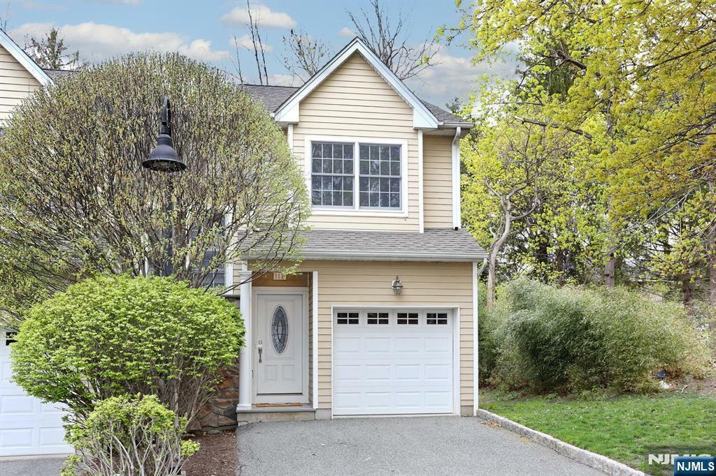 11 Franklin Avenue F  Montvale NJ 07645 photo