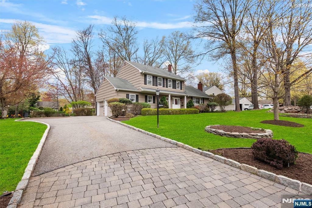 Property Photo: 18 Twinbrook Court NJ 07446