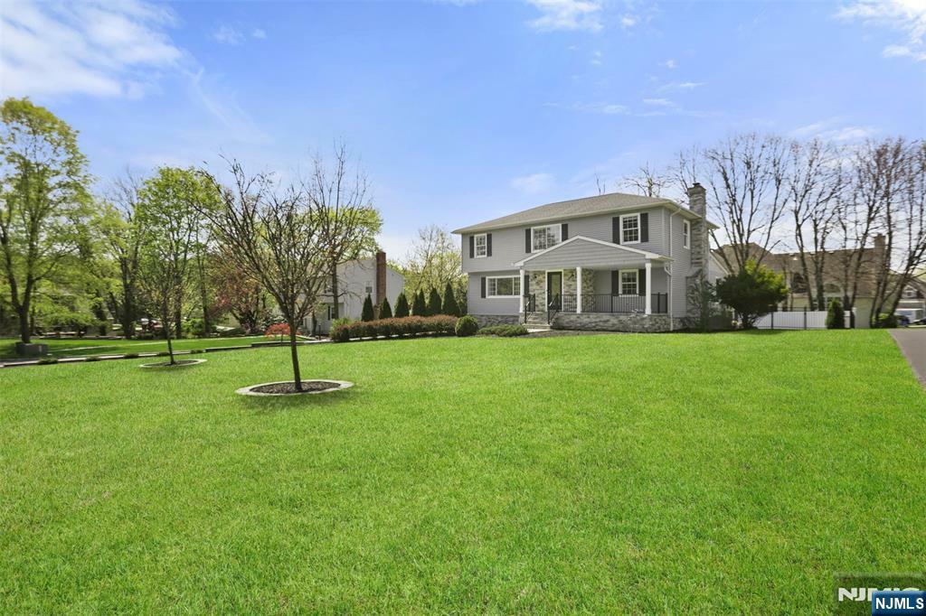 Property Photo: 11 Giegel Court NJ 07481