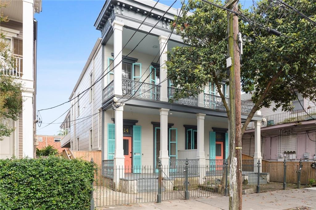 Property Photo: 1414 Magazine Street Apt 2 LA 70130